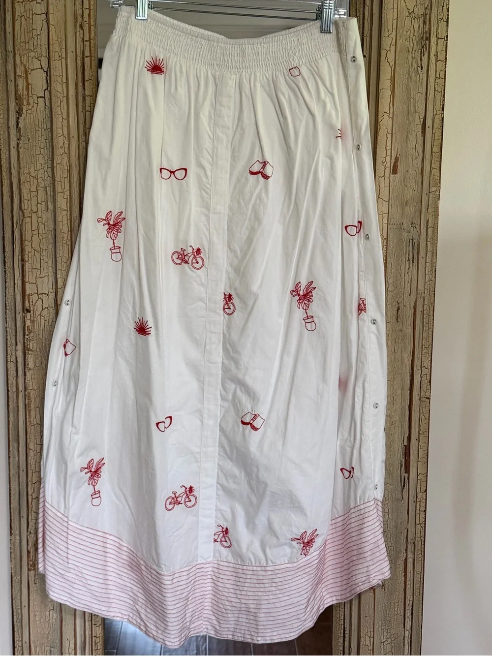 Ciebon white skirt